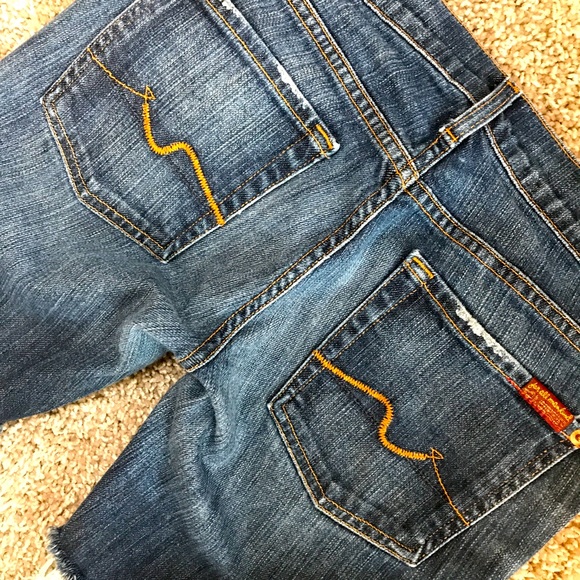 7 For All Mankind Roxanne Ragged End Shorts - Picture 6 of 8